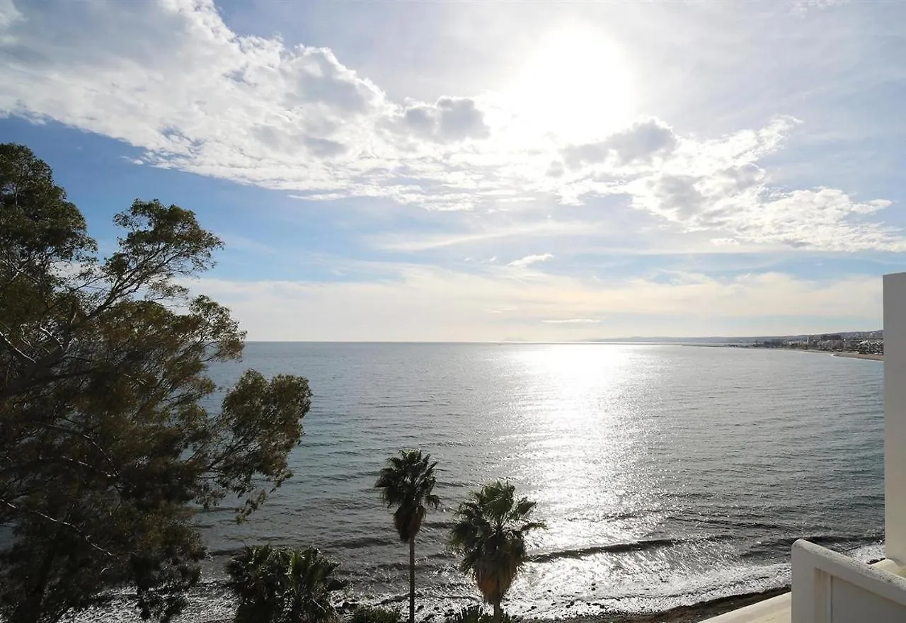 Penthouse Boulevard Estepona 405 0*,